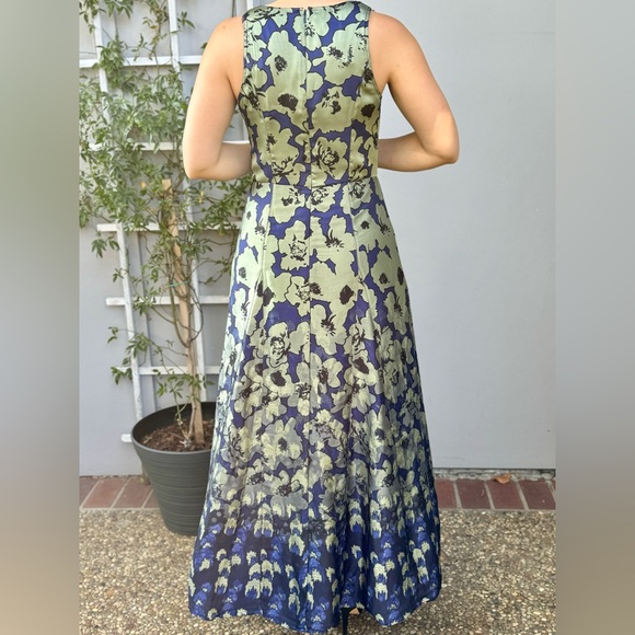 Banana Republic Floral Maxi Dress, size 4 - Picture 2 of 7